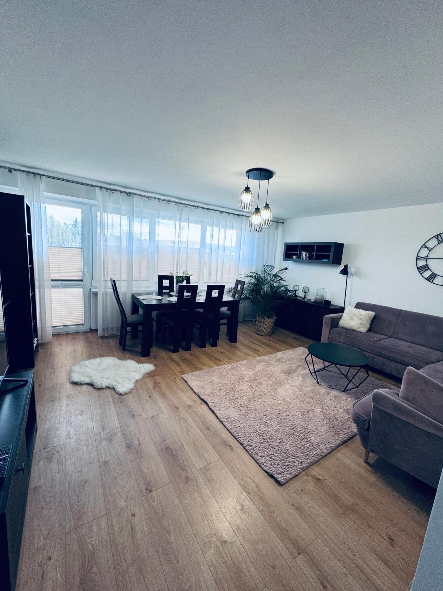 4 Pokojowy Apartament Posada Санок Экстерьер фото