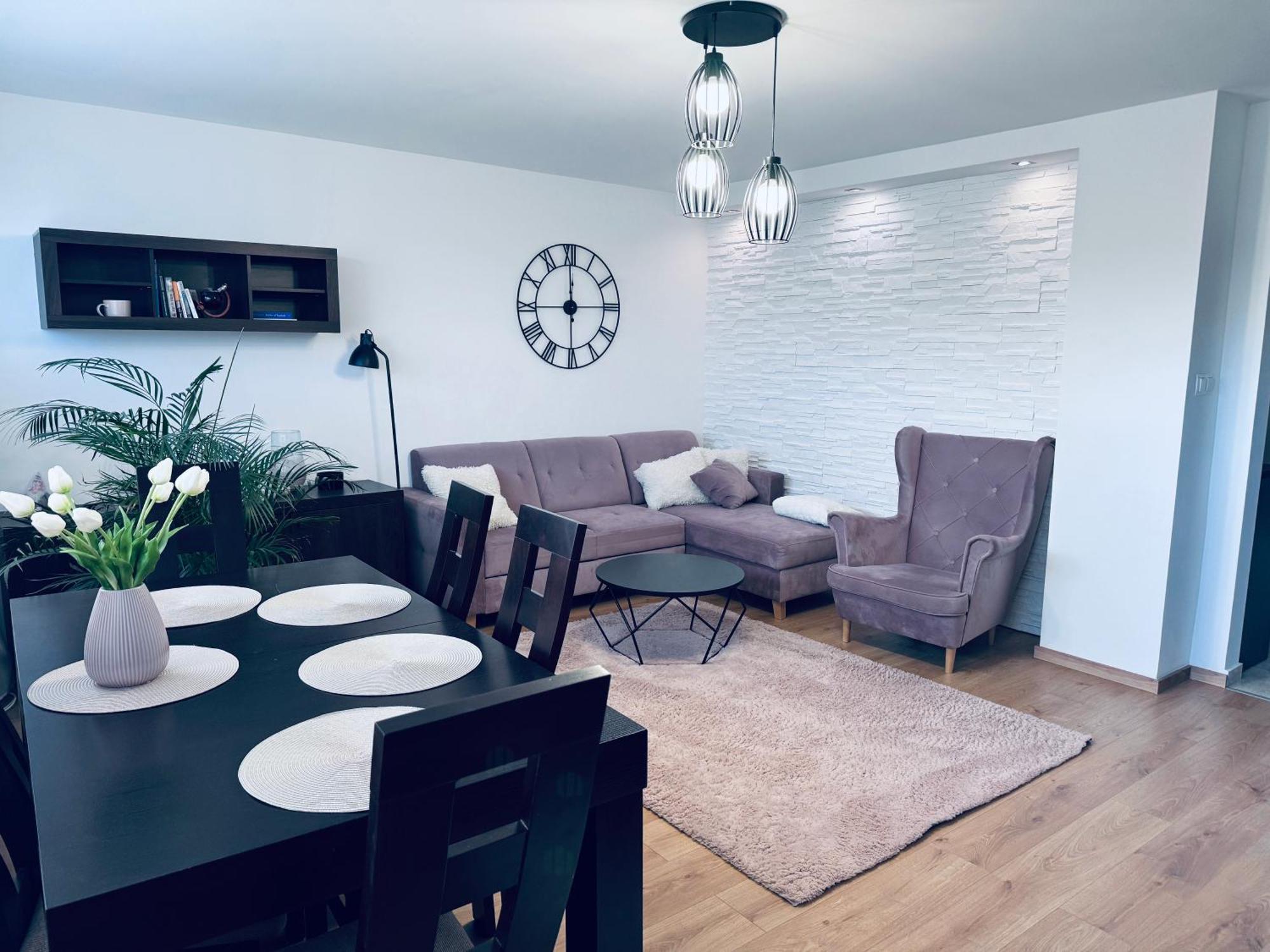 4 Pokojowy Apartament Posada Санок Экстерьер фото